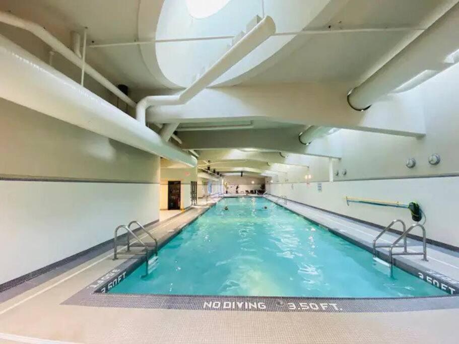 Water View Condo In Downtown Vancouver Exterior foto